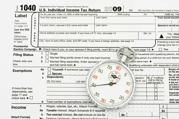 Bestand van uw belastingen op tijd — Stockfoto