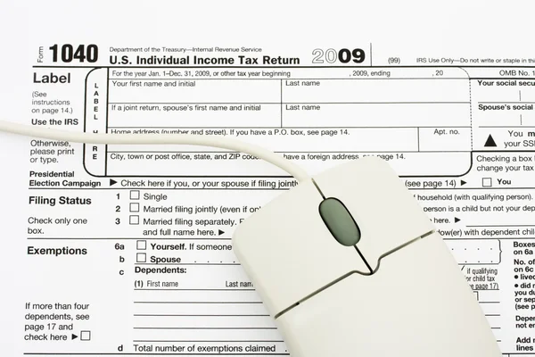 Envie suas declarações de impostos online — Fotografia de Stock
