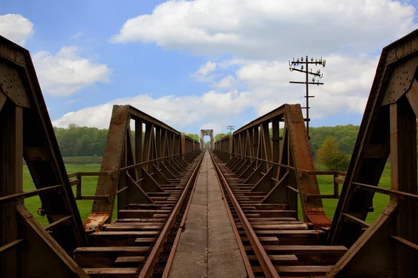 Ponte velha — Fotografia de Stock