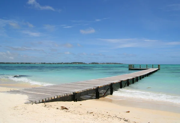 Bir iskelesi (mauritius turqouise denizde)