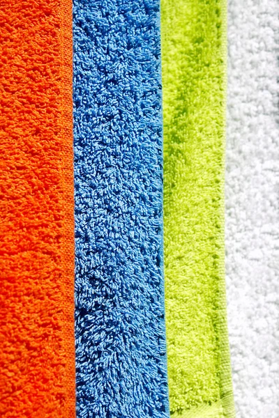 Toalhas de algodão coloridas — Fotografia de Stock