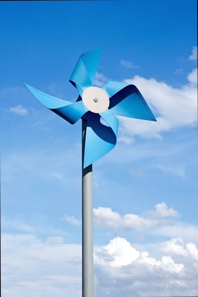 Moulin à vent bleu — Photo