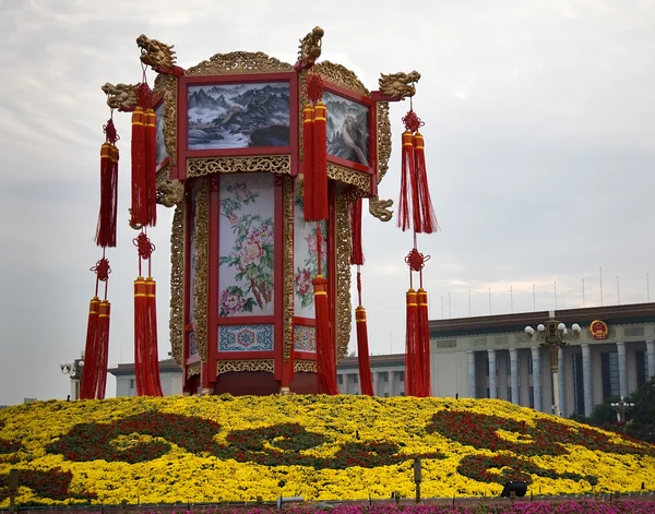 Grande lanterna chinesa decoração Praça Tiananmen Pequim — Fotografia de Stock