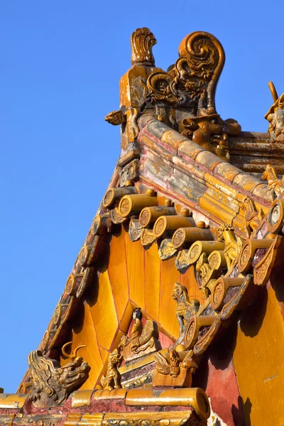 Beijing verboden stad Paleis van dak beeldjes gele daken gugong — Stockfoto