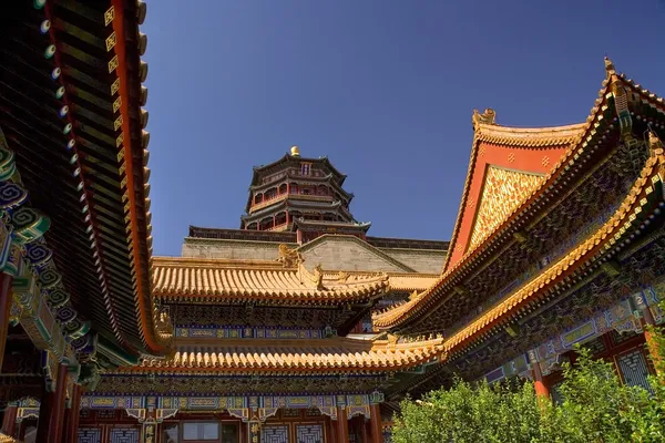 夏季宫湛蓝的天空北京中国 — 图库照片