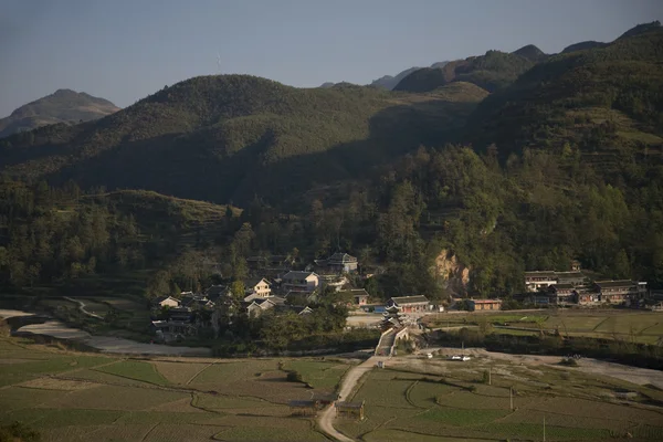 Landsbygda Kinesisk landsby Guizhou Kina – stockfoto