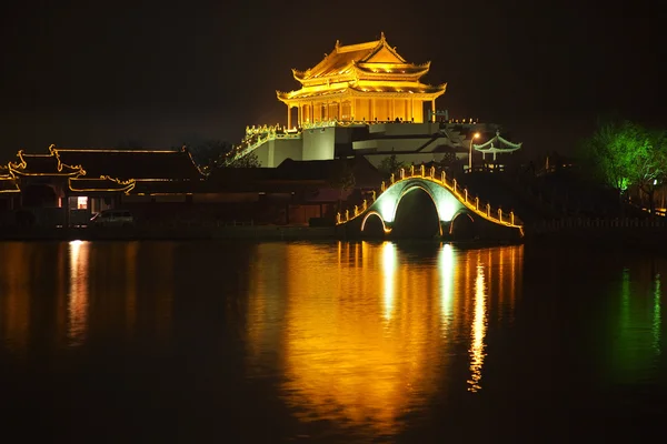 Antiguo Dragon Pavilion Night Reflection Bridge Longting Park Ka —  Fotos de Stock