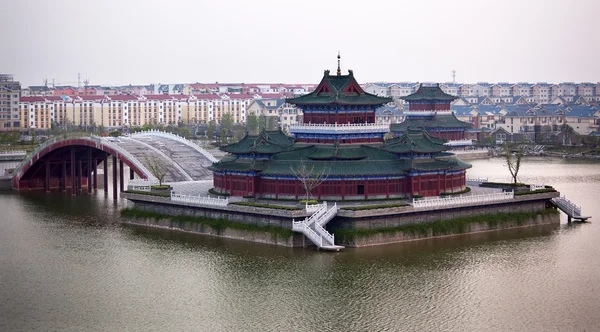 Stock image Ancient Temple Jinming Lake Apartment Buildings Kaifeng China