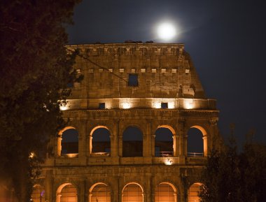 Colosseum gece moon Roma İtalya detayları