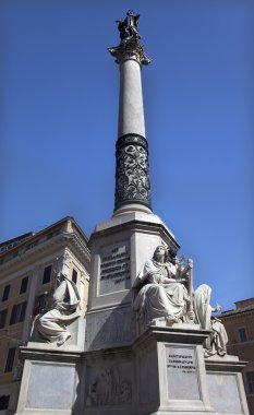 Piazza mignanelli colonna dell immacoloata sütun Roma sokaklarında