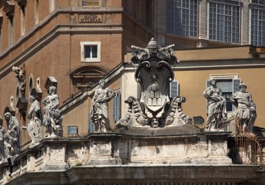 Dini heykeller Saint Peter's Bazilikası Vatikan Roma kadar ben kapatın