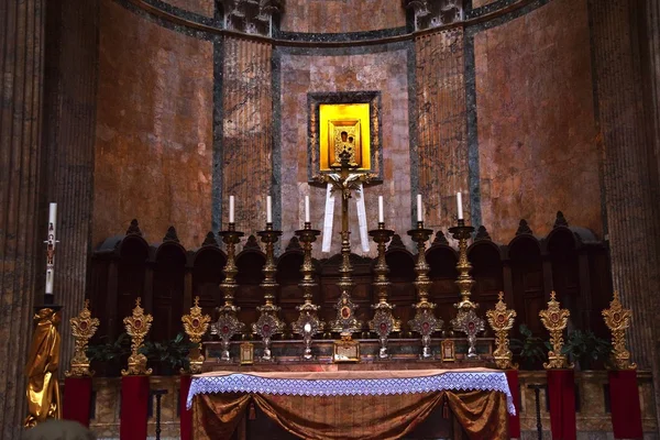 Altar Icono de Oro Panteón Roma Italia — Foto de Stock