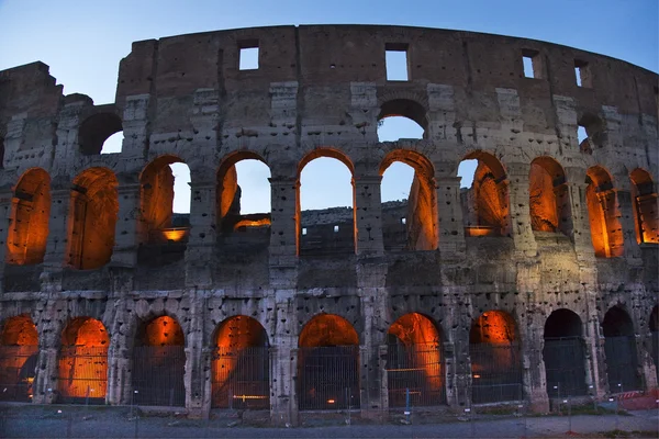 Вечерний Колизей Подробности Рим Италия — стоковое фото