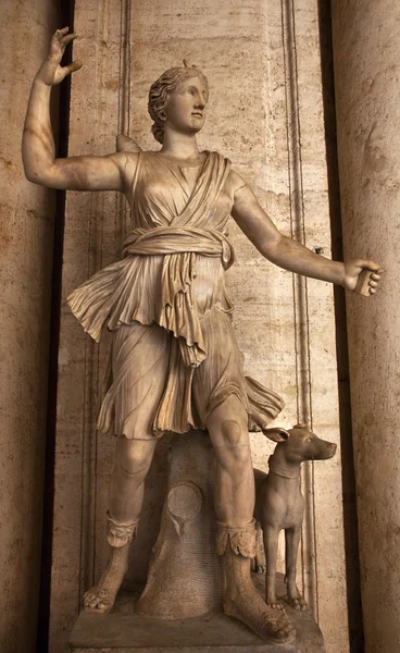 Antiga Estátua de Diana Museu Capitolino Roma Itália — Fotografia de Stock