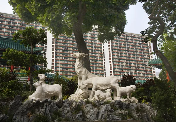 Goat Statue Wong Tai Sin Buddhist Taoist Temple Kowloon Hong Kon — Stock Photo, Image