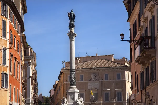 Piazza Mignanelli Colonna Dell Immacoloata Coluna ruas romanas — Fotografia de Stock