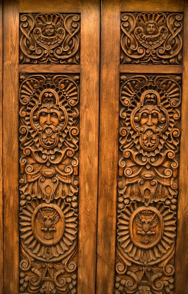 Porta esculpida de madeira Guadalajara México — Fotografia de Stock