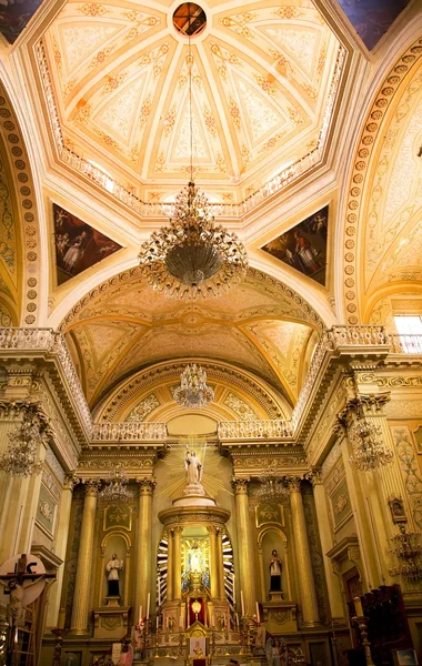 Altare d'oro Cupola Rosa Basilica Guanajuato Messico — Foto Stock