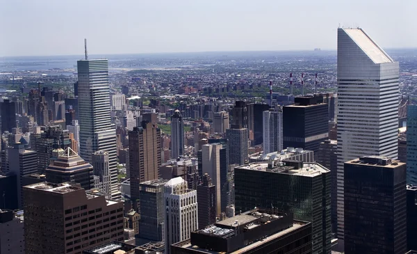 シティ ニューヨーク市の超高層ビルを構築 — ストック写真