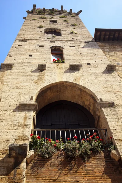 Torre del Diavolo in pietra medievale San Gimignano Toscana Italia — Foto Stock