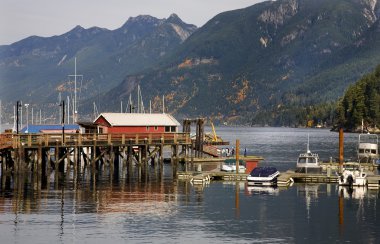 Horseshoe bay pier yansımaları vancouver, bc Kanada