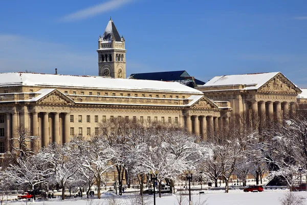 Commerce Department Old Post Office After the Snow Constitution — Stock Photo, Image