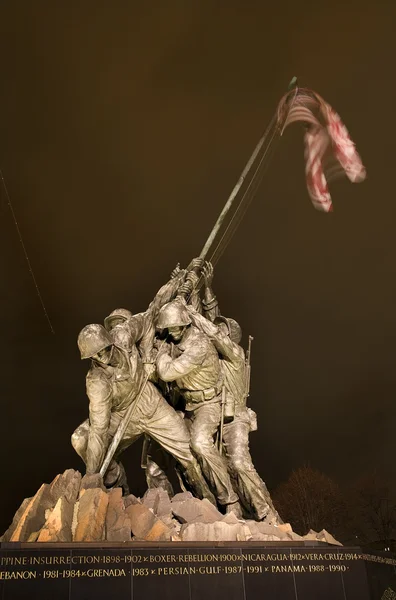 海军陆战队战争硫磺岛战役纪念碑华盛顿与平面 — 图库照片