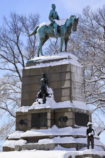 Ogólne sherman statua stanie Pensylwania ave po washingto śniegu — Zdjęcie stockowe
