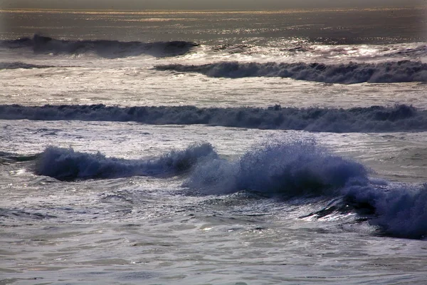 Dalgalar Pasifik Okyanusu san francisco Kaliforniya Mavi — Stok fotoğraf