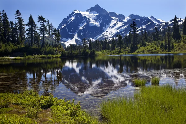 Reflexão Lake Mount Shuksan Washington State — Fotografia de Stock