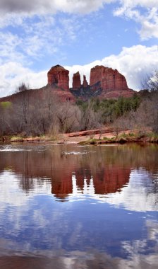 Katedral Kanyon oak creek yansıma sedona arizona rock