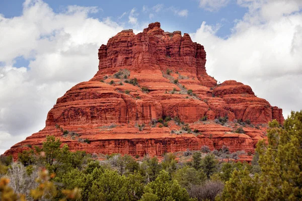 Glockenfelsen butte orange rote Felsschlucht sedona arizona — Stockfoto