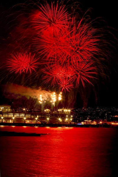 Red Fireworks Vancouver Harbor Colombie-Britannique — Photo