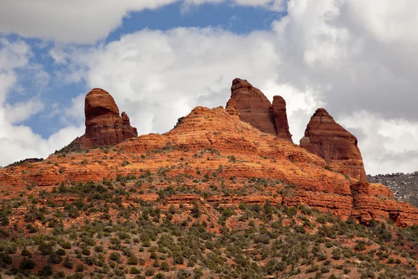 Snoopy rock butte oranžově červené skalní kaňon sedona arizona — Stock fotografie