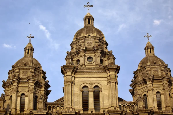 St. joseph church wangfujing turms kathedrale fassade basilika — Stockfoto