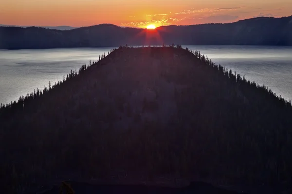 Crater Lake Wizard Island Sunrise Oregon — Stock Photo, Image