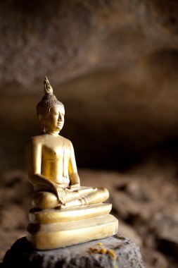 Statue gold Buddha clipart