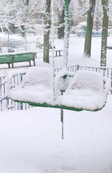 Winter park scène — Stockfoto