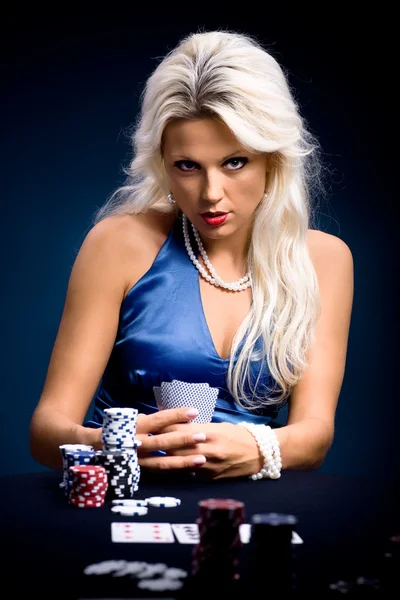 Покер девушка — стоковое фото