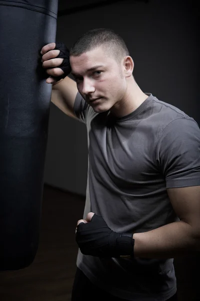 Porträtt av en ung boxare — Stockfoto