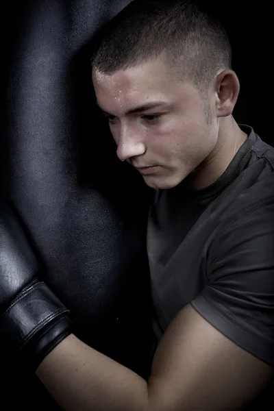 Porträtt av en ung boxare — Stockfoto