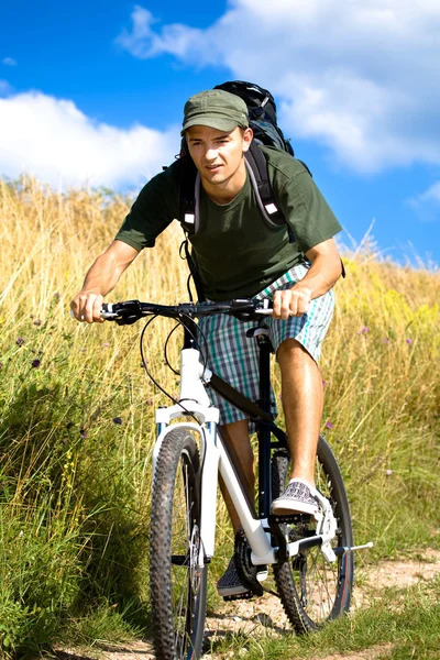 Hombre ciclista — Foto de Stock