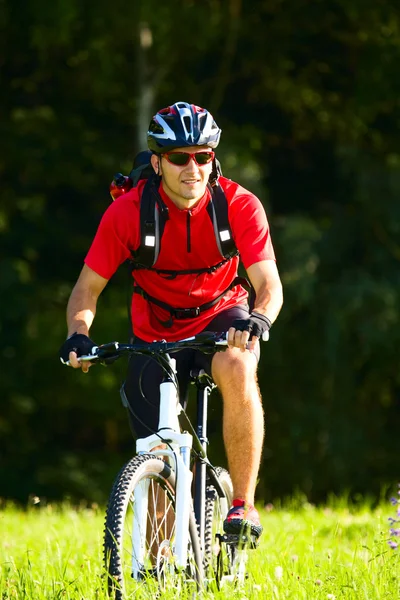 Bisiklet adam — Stok fotoğraf
