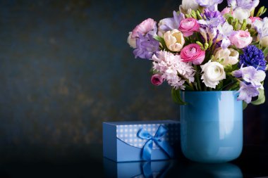 demet bahar çiçekleri