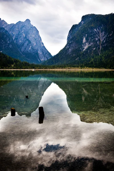 Lago di Dobiacco — Foto de Stock