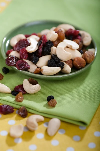Nuts and kernels — Stock Photo, Image