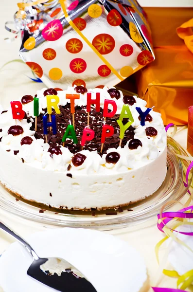 वाढदिवस केक — स्टॉक फोटो, इमेज