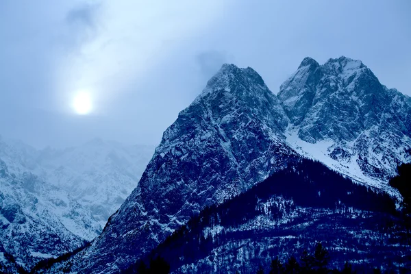 Alperna på natten — Stockfoto