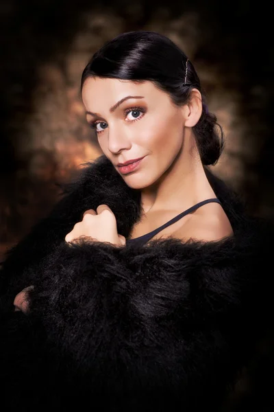 Woman in a fur — Stock Photo, Image