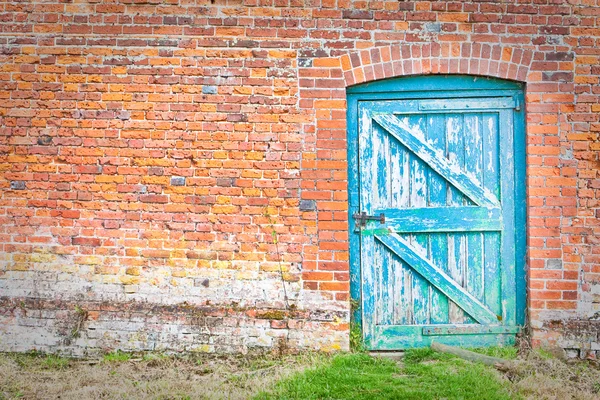 Wonky door — Stock Photo, Image